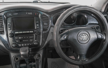 Toyota Kluger I, 2001 год, 959 000 рублей, 15 фотография