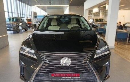 Lexus RX IV рестайлинг, 2019 год, 4 600 000 рублей, 2 фотография
