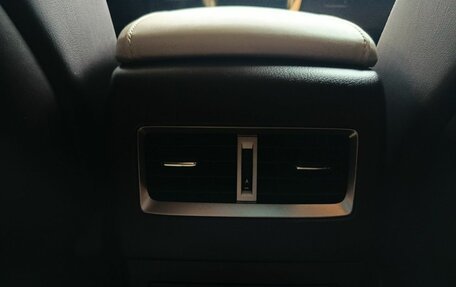 Lexus RX IV рестайлинг, 2019 год, 4 600 000 рублей, 17 фотография