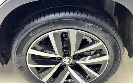 Skoda Kamiq I, 2022 год, 1 668 000 рублей, 8 фотография
