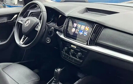 Skoda Kamiq I, 2022 год, 1 668 000 рублей, 10 фотография
