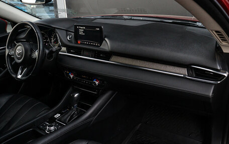 Mazda 6, 2019 год, 2 800 000 рублей, 7 фотография