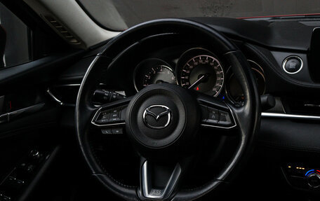 Mazda 6, 2019 год, 2 800 000 рублей, 13 фотография