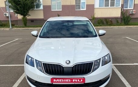 Skoda Octavia, 2020 год, 1 745 000 рублей, 2 фотография