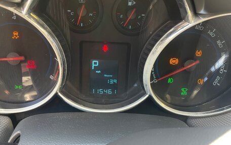 Chevrolet Cruze II, 2010 год, 780 000 рублей, 12 фотография