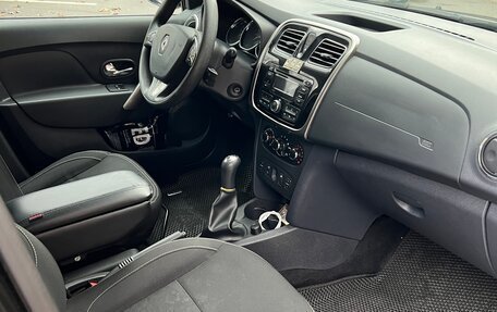 Renault Logan II, 2015 год, 650 000 рублей, 8 фотография