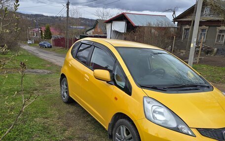 Honda Jazz II рестайлинг, 2008 год, 600 000 рублей, 11 фотография