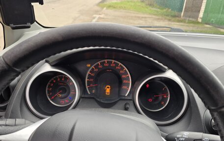 Honda Jazz II рестайлинг, 2008 год, 600 000 рублей, 6 фотография