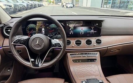 Mercedes-Benz E-Класс, 2022 год, 4 770 006 рублей, 10 фотография