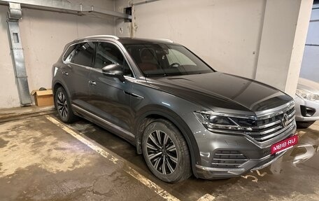 Volkswagen Touareg III, 2022 год, 7 500 000 рублей, 3 фотография
