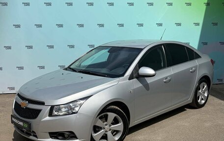 Chevrolet Cruze II, 2010 год, 795 000 рублей, 3 фотография