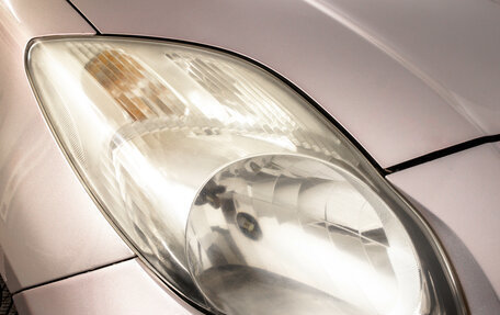 Toyota Vitz, 2010 год, 639 000 рублей, 8 фотография