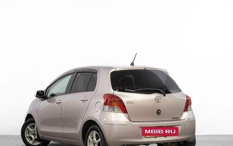 Toyota Vitz, 2010 год, 639 000 рублей, 7 фотография