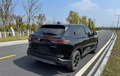 Honda Vezel, 2023 год, 1 849 777 рублей, 5 фотография