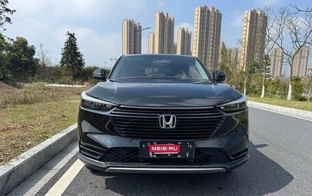 Honda Vezel, 2023 год, 1 849 777 рублей, 2 фотография
