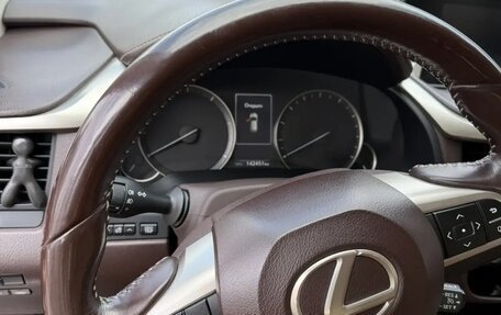 Lexus RX IV рестайлинг, 2017 год, 4 250 000 рублей, 14 фотография