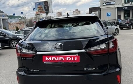 Lexus RX IV рестайлинг, 2017 год, 4 250 000 рублей, 15 фотография