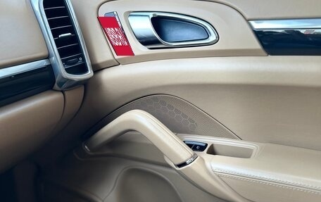 Porsche Cayenne III, 2010 год, 2 500 000 рублей, 14 фотография