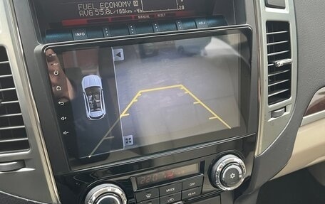 Mitsubishi Pajero IV, 2019 год, 4 900 000 рублей, 6 фотография