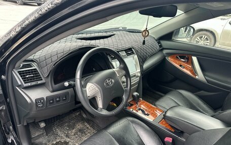 Toyota Camry, 2011 год, 1 390 000 рублей, 4 фотография