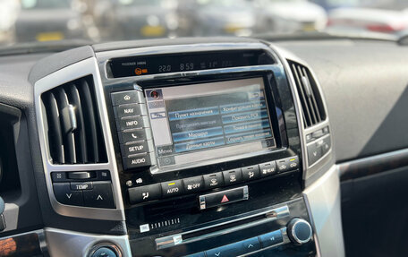 Toyota Land Cruiser 200, 2014 год, 4 350 000 рублей, 17 фотография