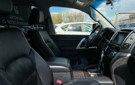 Toyota Land Cruiser 200, 2014 год, 4 350 000 рублей, 29 фотография