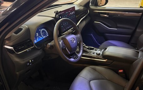 Toyota Highlander, 2025 год, 6 000 000 рублей, 7 фотография