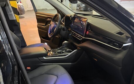 Toyota Highlander, 2025 год, 6 000 000 рублей, 11 фотография