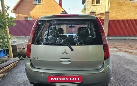 Mitsubishi Colt VI рестайлинг, 2003 год, 370 000 рублей, 3 фотография