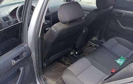 Volkswagen Golf IV, 2002 год, 338 000 рублей, 5 фотография