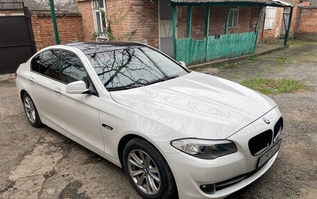 BMW 5 серия, 2010 год, 1 650 000 рублей, 2 фотография