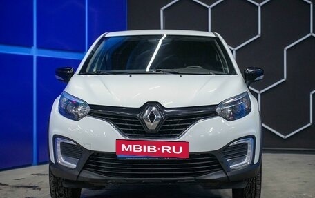 Renault Kaptur I рестайлинг, 2018 год, 1 100 000 рублей, 4 фотография