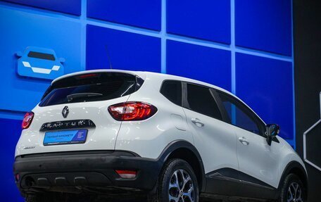 Renault Kaptur I рестайлинг, 2018 год, 1 100 000 рублей, 6 фотография