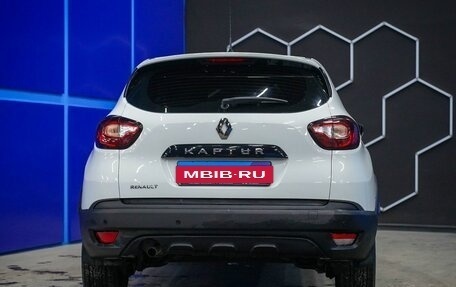 Renault Kaptur I рестайлинг, 2018 год, 1 100 000 рублей, 8 фотография