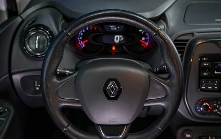 Renault Kaptur I рестайлинг, 2018 год, 1 100 000 рублей, 24 фотография