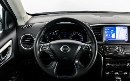 Nissan Pathfinder, 2015 год, 1 799 000 рублей, 11 фотография