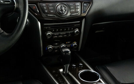 Nissan Pathfinder, 2015 год, 1 799 000 рублей, 13 фотография