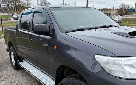 Toyota Hilux VII, 2013 год, 2 300 000 рублей, 5 фотография
