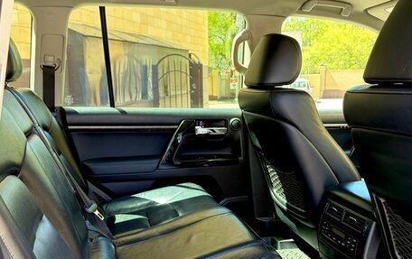 Toyota Land Cruiser 200, 2012 год, 3 900 000 рублей, 7 фотография