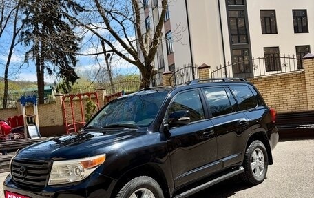 Toyota Land Cruiser 200, 2012 год, 3 900 000 рублей, 3 фотография