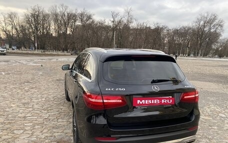 Mercedes-Benz GLC, 2016 год, 2 380 000 рублей, 10 фотография
