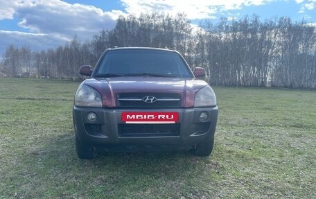 Hyundai Tucson III, 2005 год, 590 000 рублей, 4 фотография