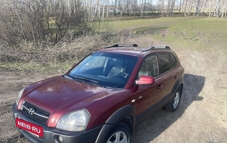 Hyundai Tucson III, 2005 год, 590 000 рублей, 14 фотография