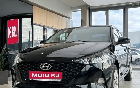 Hyundai Solaris II рестайлинг, 2021 год, 1 580 000 рублей, 3 фотография