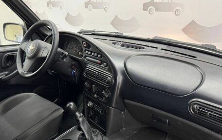 Chevrolet Niva I рестайлинг, 2018 год, 819 000 рублей, 8 фотография