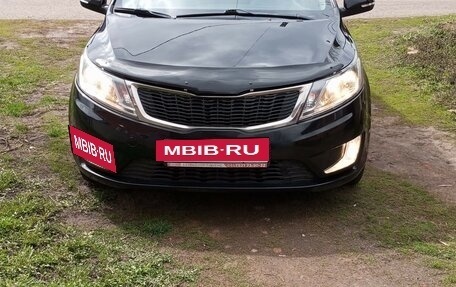 KIA Rio III рестайлинг, 2013 год, 820 000 рублей, 2 фотография