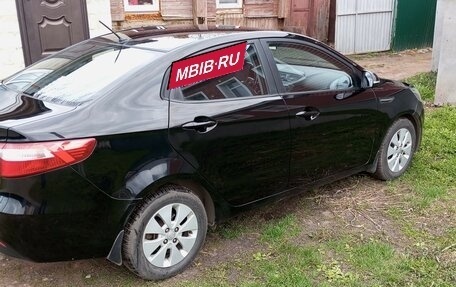 KIA Rio III рестайлинг, 2013 год, 820 000 рублей, 16 фотография