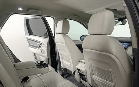 Land Rover Discovery Sport I рестайлинг, 2018 год, 2 350 000 рублей, 19 фотография