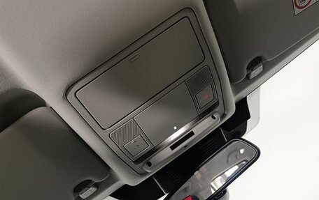 Land Rover Discovery Sport I рестайлинг, 2018 год, 2 350 000 рублей, 16 фотография