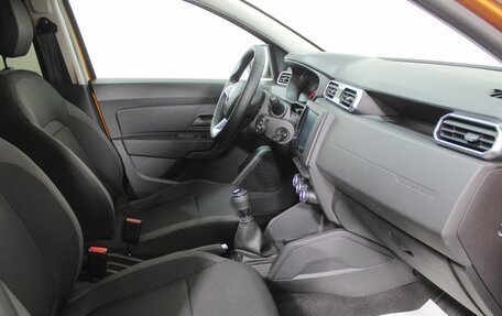 Renault Duster, 2022 год, 2 000 000 рублей, 13 фотография